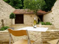 Stylish contemporary renovation in Meursault Hotels in Meursault