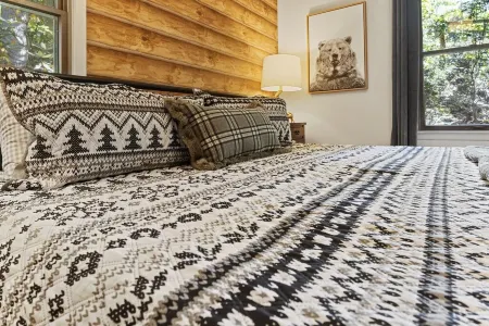 Game rooms! Fire pits! Screened porch! In town!