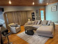 Charming 3-Bedroom Lower Unit Home in Buffalo