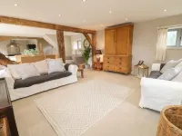 Upper Barn Hotels in Blithfield