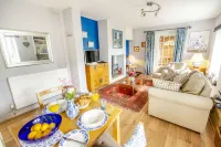 Cabbage Hall Cottage Hotels in Wetherby