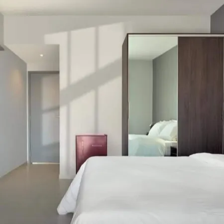 Rox by Essenza Hotel