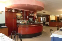 Il Leone d'Oro Hotels in Calcinate