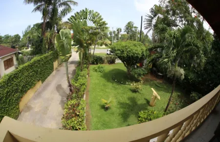 Moonrisevillas Отели в г. Негрил