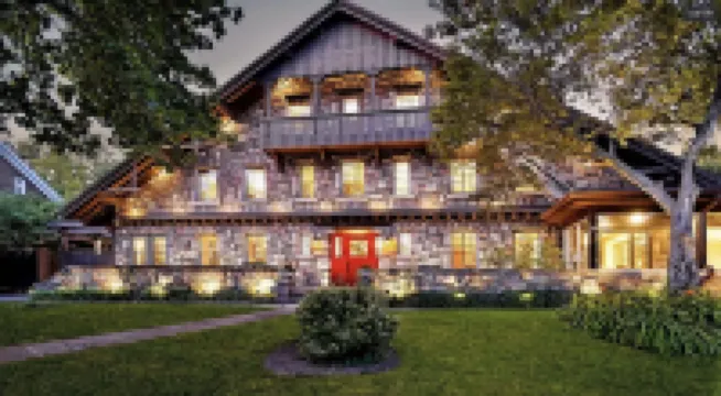 Stone Chalet Bed & Breakfast Inn Hotels in 