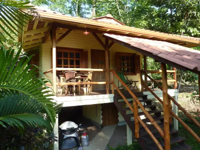 Bluff Beach Retreat Hotel in zona Colón Island