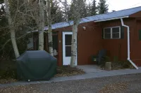 Yellowstone Wildlife Cabins