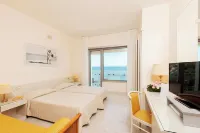 Baia d'Argento Hotels in Cala Piccola