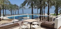Gai Beach Hotel - Bergblick