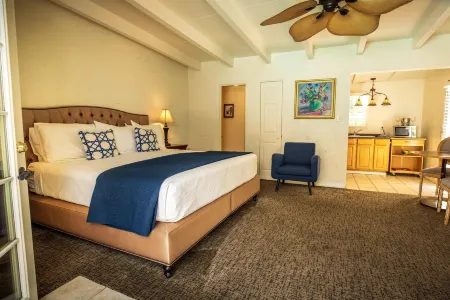 Old Ranch Inn - Adults Only 21 & up