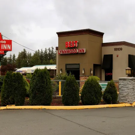 Best Lynnwood Inn