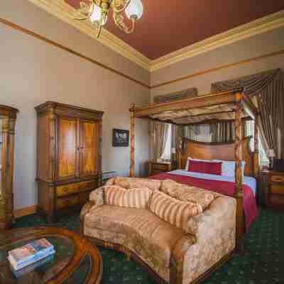 Denison Boutique Hotel Rooms