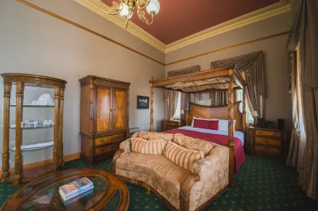Denison Boutique Hotel