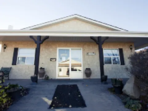 Bow River Inn Hoteles en Cochrane