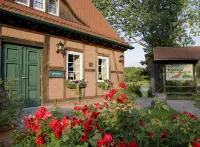 Romantischer Seegasthof & Hotel Altes Zollhaus Hotel a Feldberger Seenlandschaft