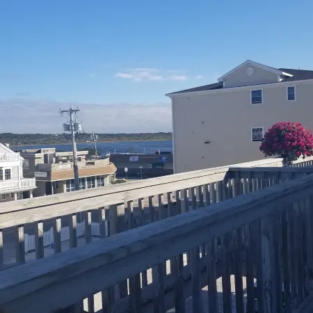 Sandcastle Beachfront Inn Отели в г. Уэстерли