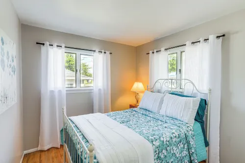 Waterfront Port Clinton Cottage: 5 Mi to Lake Erie - Homestays