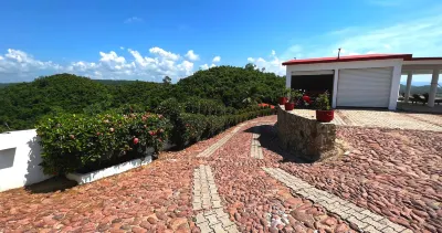 Villa Siempre Domingo Hoteles cerca de Camping El horno del Catrin