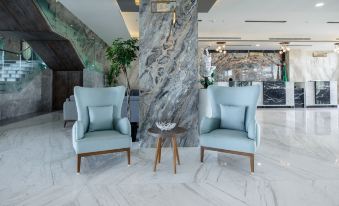 Waves Hotel