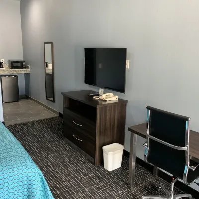 Scottish Inns and Suites Scarsdale Hotels near Space Center Houston