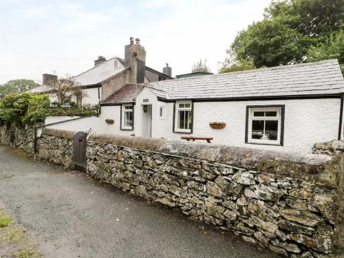 Ty Coed Hotels in Llanberis