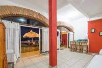 Traditional Sierra Leon Oceanfront Rooms Hotels in Puerto Vallarta