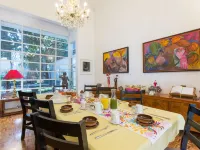 هوتل كاسا كومتيس Hotels near نابولس
