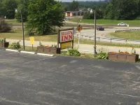 Relax Inn Hotels in Rostraver