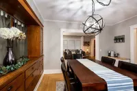 Classic Lansing Home: In the middle of everything