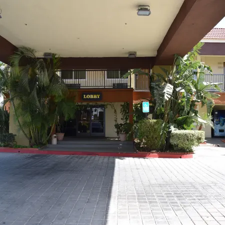 Budget Inn
