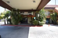 Budget Inn Hotels in West Covina