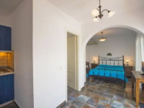 Maryianni Apartments Hotels in Kythira