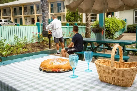 Steinhatchee River Inn and Marina