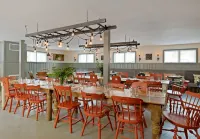 MAD River Barn Hotels in Fayston
