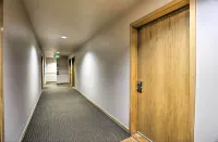 Walk to Main St Frisco! Modern Unit 7 Mi to Slopes - 3-Star