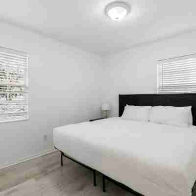 New! Bayside Escape - Cozy Hideaway Near Bayshore Beautiful Rooms