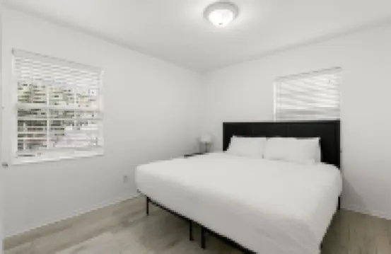 New! Bayside Escape - Cozy Hideaway Near Bayshore Beautiful