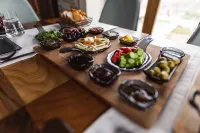 Solo Cave Suites - servizio colazione