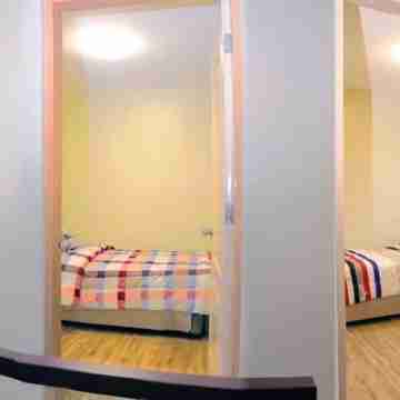 E4 Apartment unit with covered parking Rooms