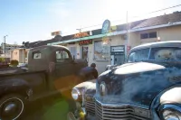 Route 66 Motel - Motels