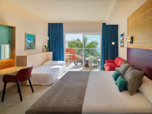 Adrián Hoteles Roca Nivaria