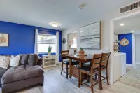 Coastal Sarasota Condo Minutes to Beach!