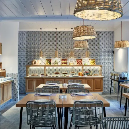 Angelina Boutique Escape