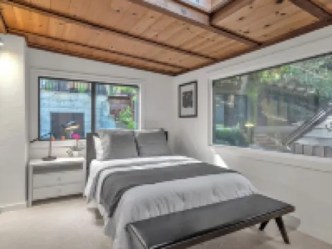 Stunning Neighborhood Home Walkable to Downtown Mill Valley Hotels in Mill Valley