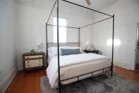 Right in the heart of Healdsburg lies this charming two-bedroom house