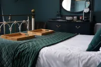 The Crown Inn Dial Post Hotels in Horsham