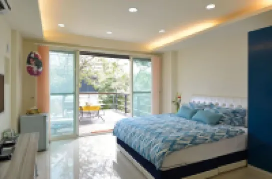 Sanyi Wei Wei Feng B&B