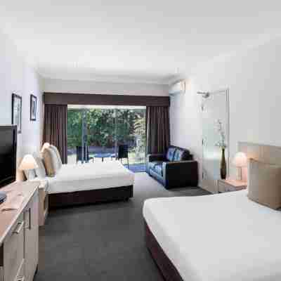 Hunter Gateway Motel Rooms