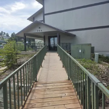 2 King Suites w/Private Baths, Near Deadwood & Terry Peak, Black Hills City View