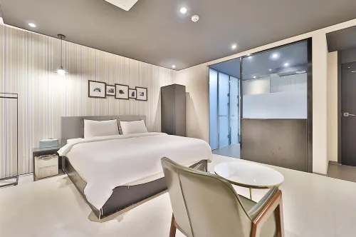Ulsan Seongnamdong Brown Dot - motel